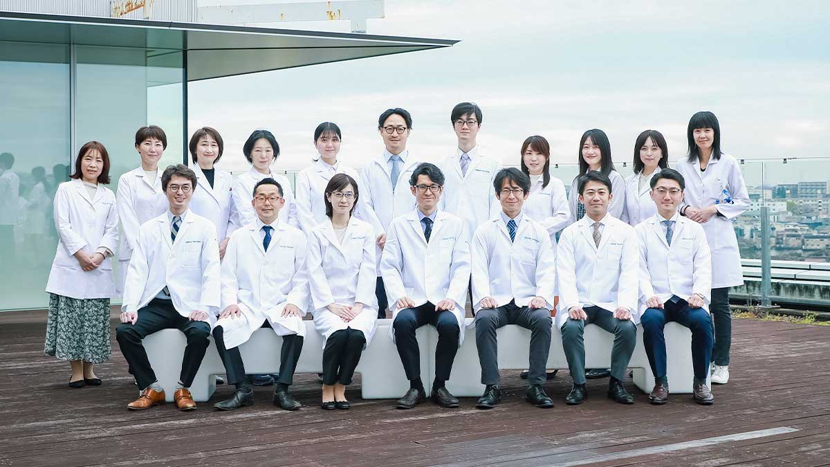 【希少】末期ガンと漢方 : 東西医療の融合父に起きた奇跡 Amazon.co.jp: 末期ガンと漢方〜東西医療の融合 父に起きた奇跡